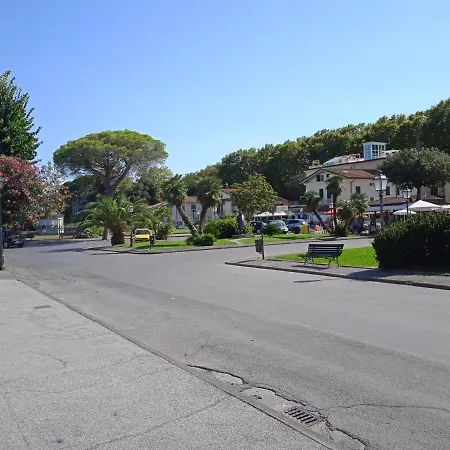 Mobile Comfort - Including Airco -camping Paradiso- R028 Campsite Viareggio